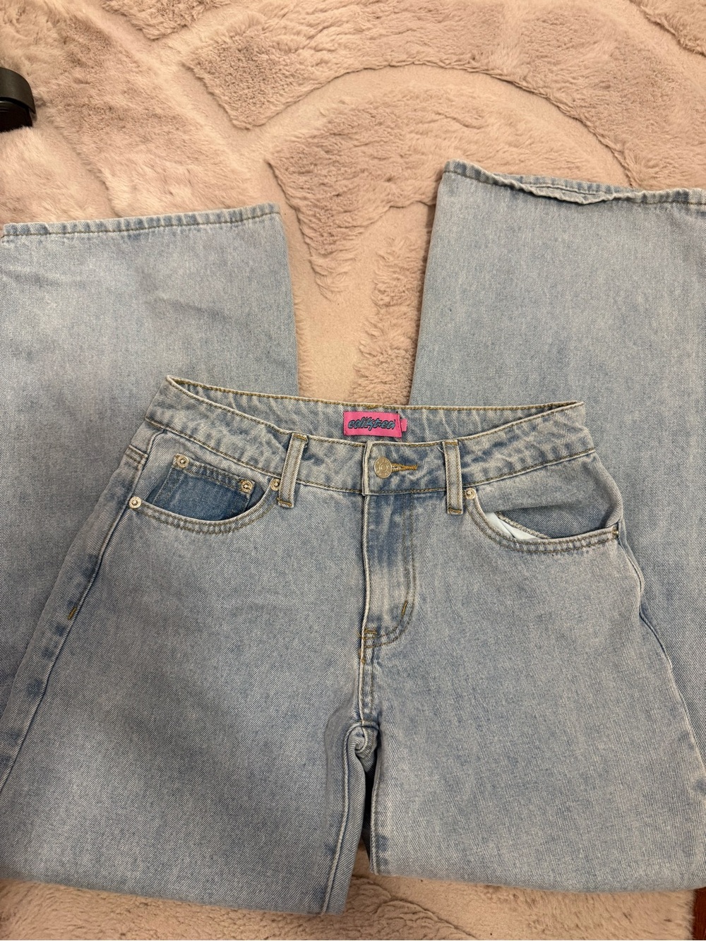 Edikted petite Light Wash Jeans